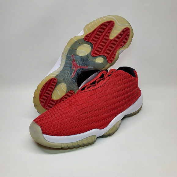 jordan future low gym red